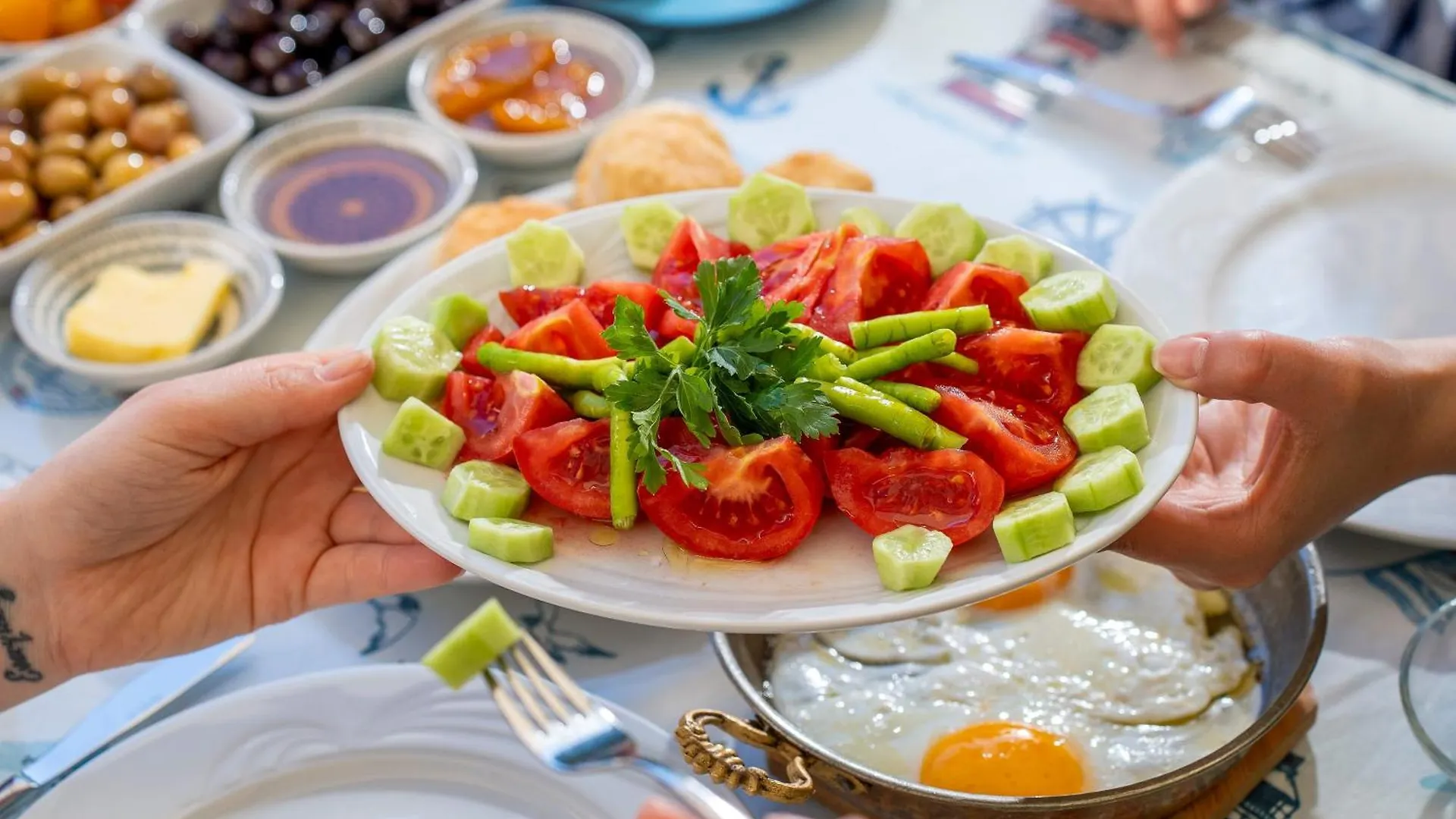 Cunda Giritlioğlu Otel Ayvalı