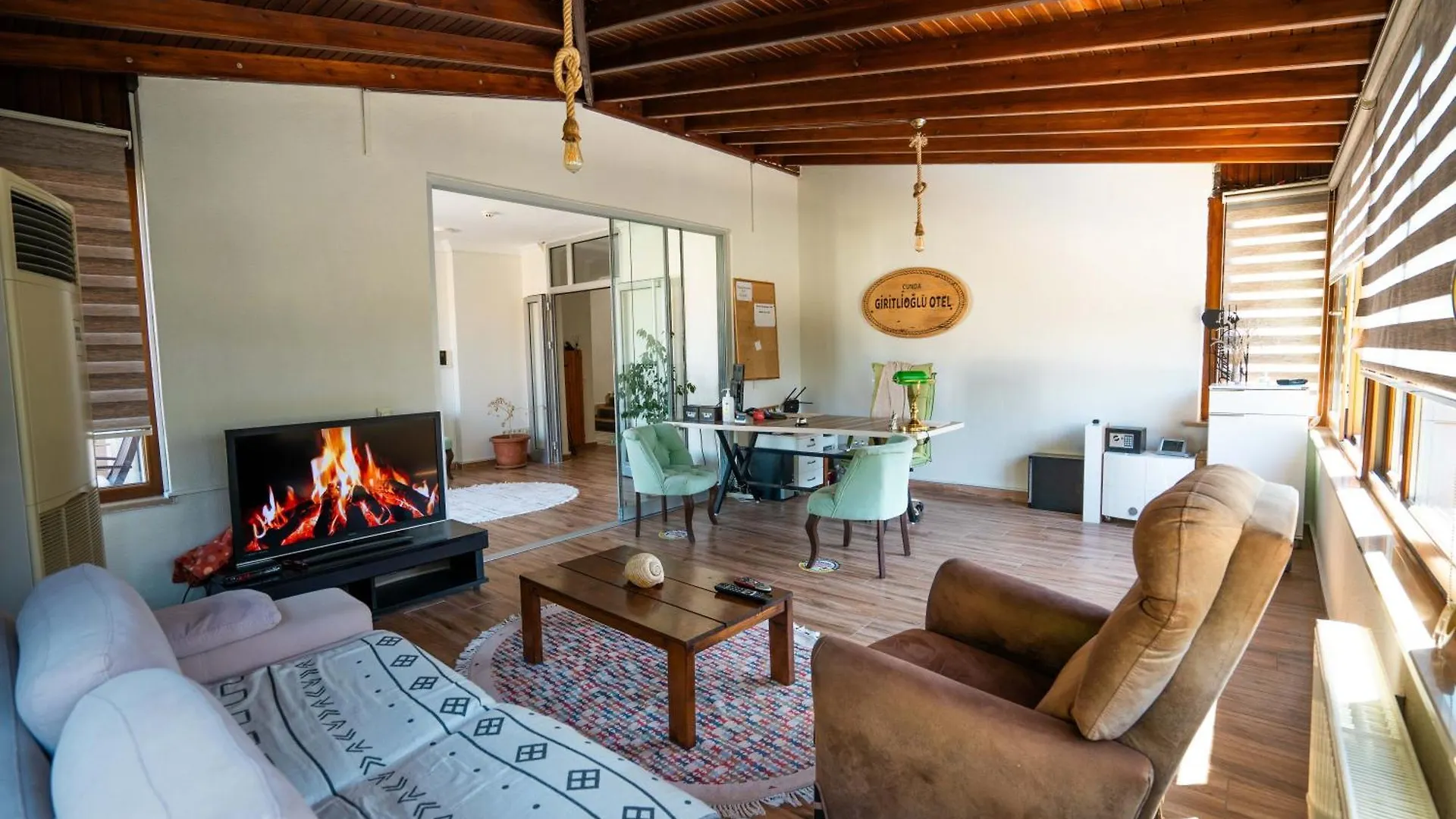 Cunda Giritlioğlu Otel Ayvalı 2*,  Türkiye