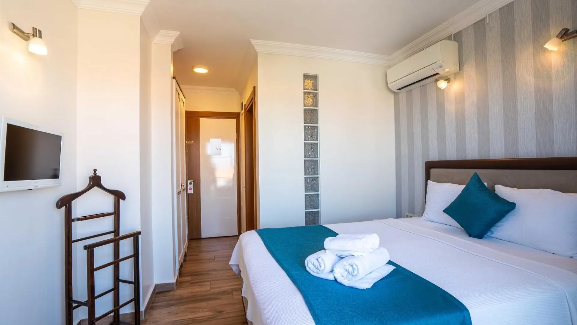 Cunda Giritlioğlu Otel Ayvalı